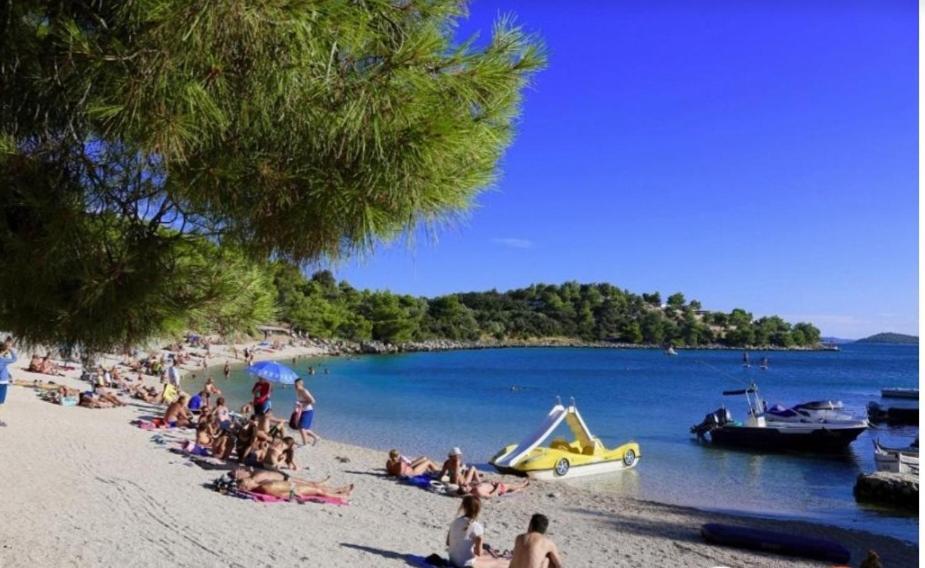 Camping Hipo Camp Mobil Arta Pakoštane
